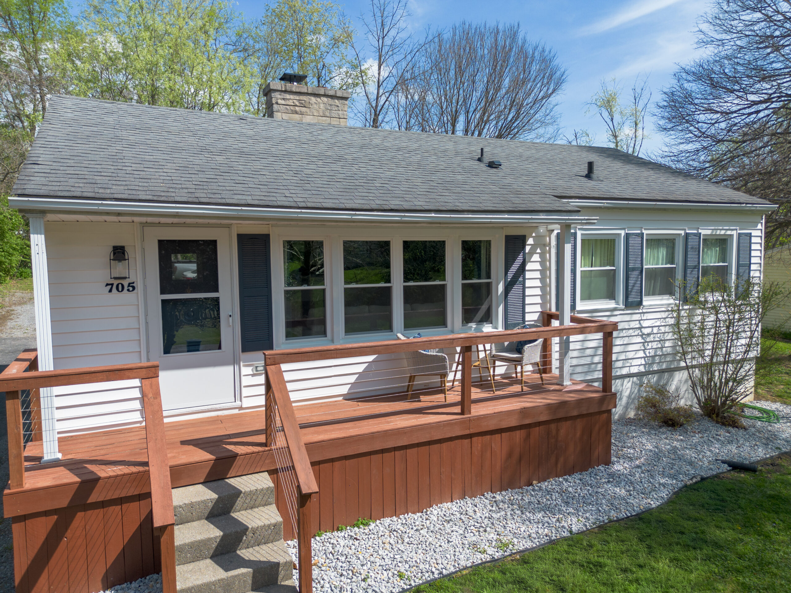 LP_705 East Drive-02